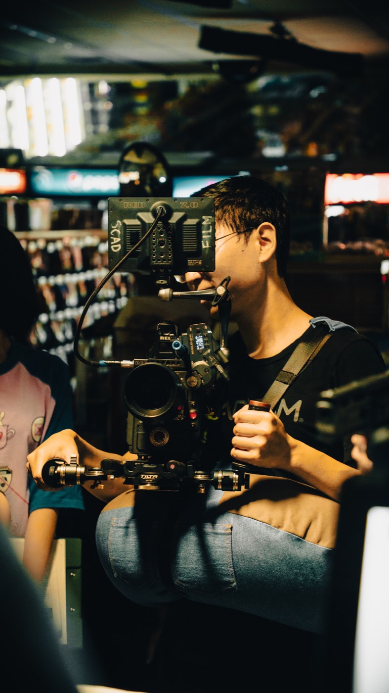 Drowning vertical behind the scenes